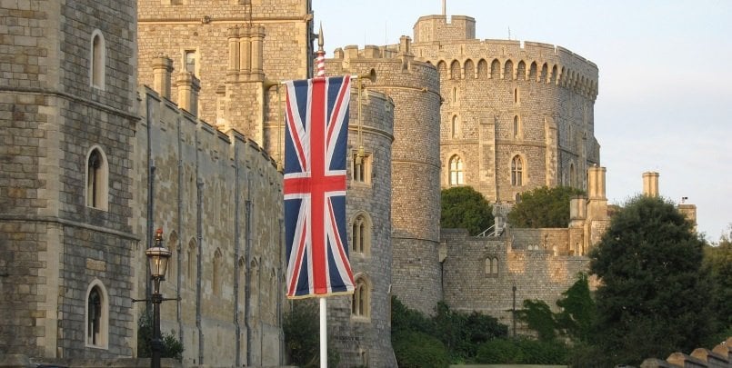Windsor castle from London