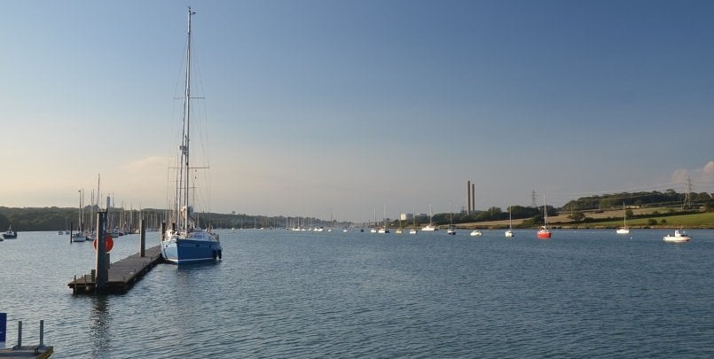 folly-inn-974371_1280