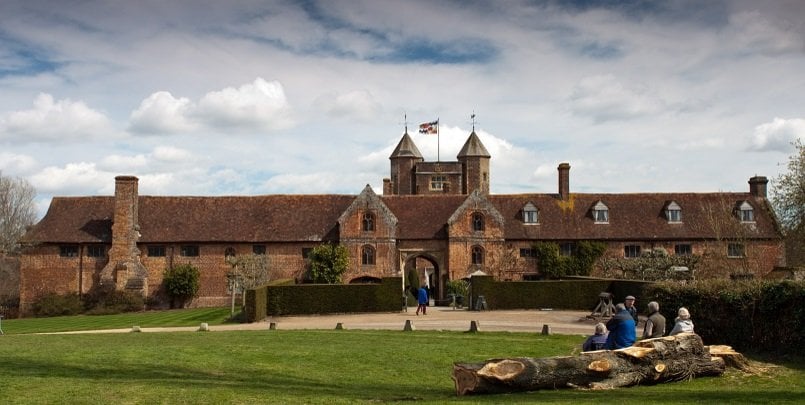 sissinghurst-418180_1280