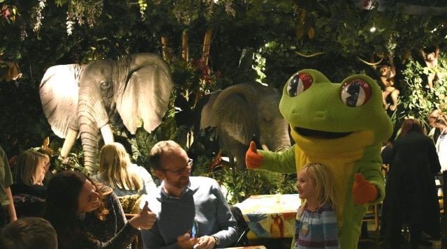 Eating in the jungle at the Rainforest Cafe!