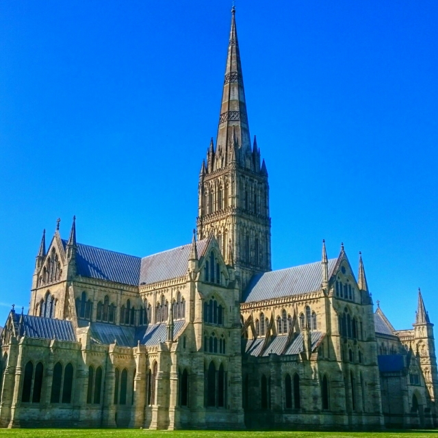 IF23 - Salisbury Cathedral 1 640