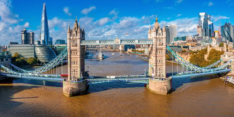 london tower river 805